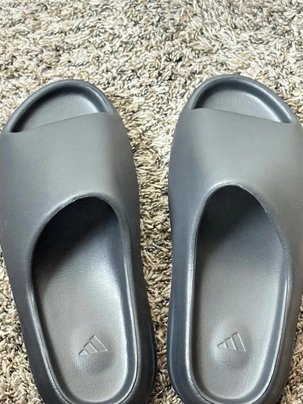 adidas Yeezy Slide Onyx Black Slide Sandals - Many sizes and colors available